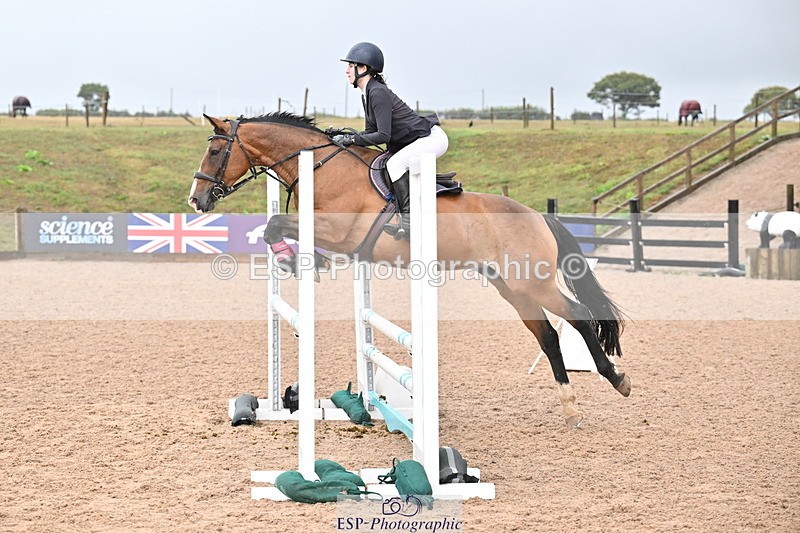 250827B-104852-00155 - Clear Round & Cls 1 Brit Nov 90cm