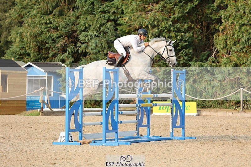 250816A-181003-03295 - Cls 11 Snr Foxhunter