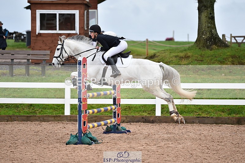 231203A-130958-01285 - Cls 9+10 Children on Horses 1m & 1.10m