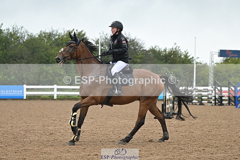 240925A-132445-00849 - Cls 4 Newcomers and 1.10m Open