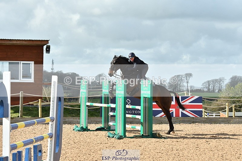 240306A-131240-01379 - Cls 3 1.05m Open