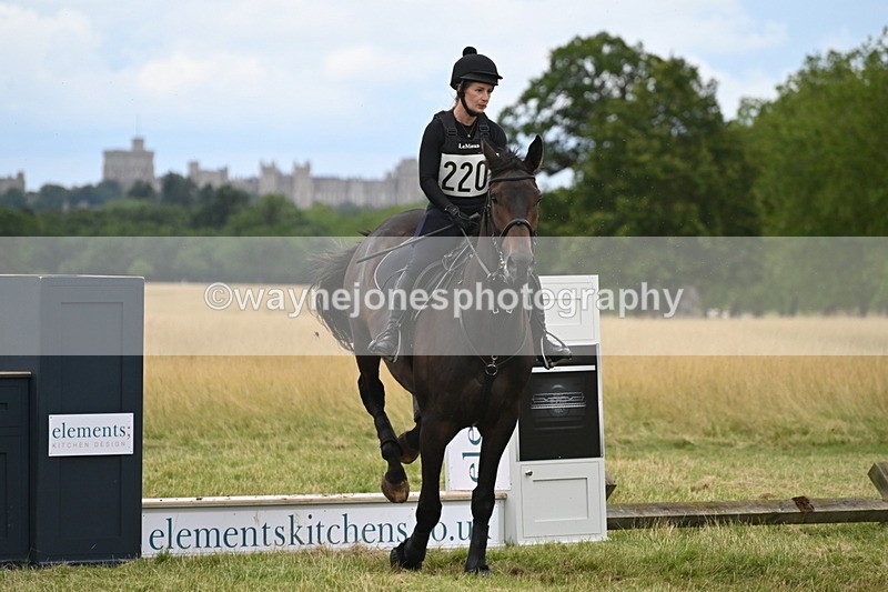 WJ6_4251 - Time at Jump 12:22 to 13:03