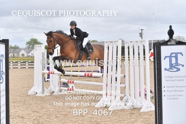 BPP_4067 - CLASS 4 Senior BritiNovice/ 90cm Open