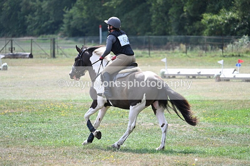 WJ7_2420 - XC Time 12:04 to 12:16