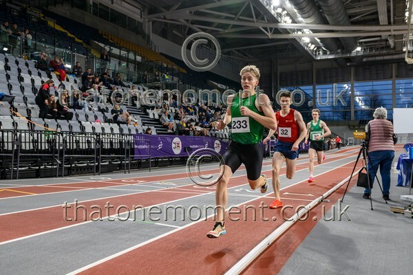 StudInd-921783 - Track Male Set Two