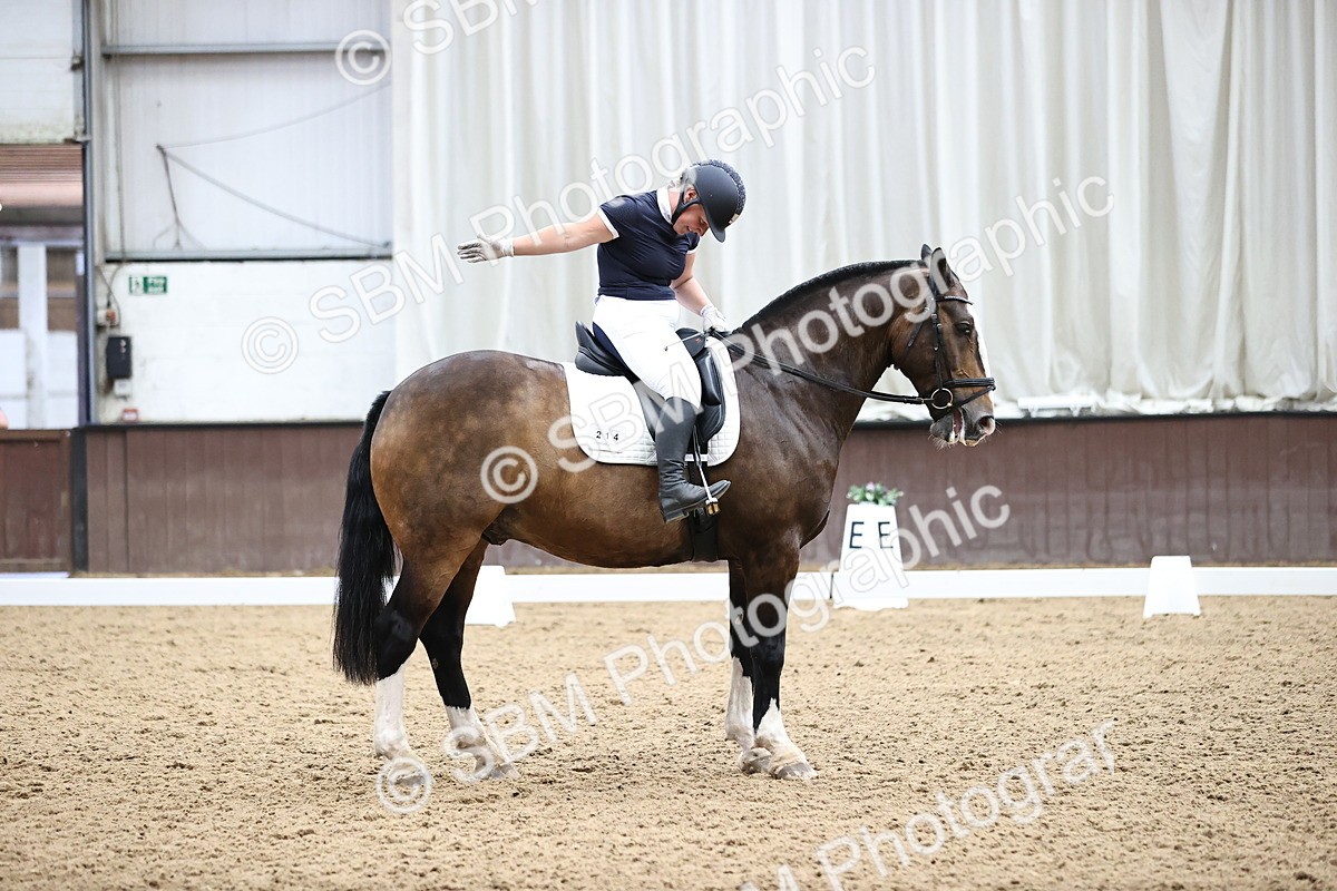 SBM_002055 - Novice 4 - 11.15-13.22