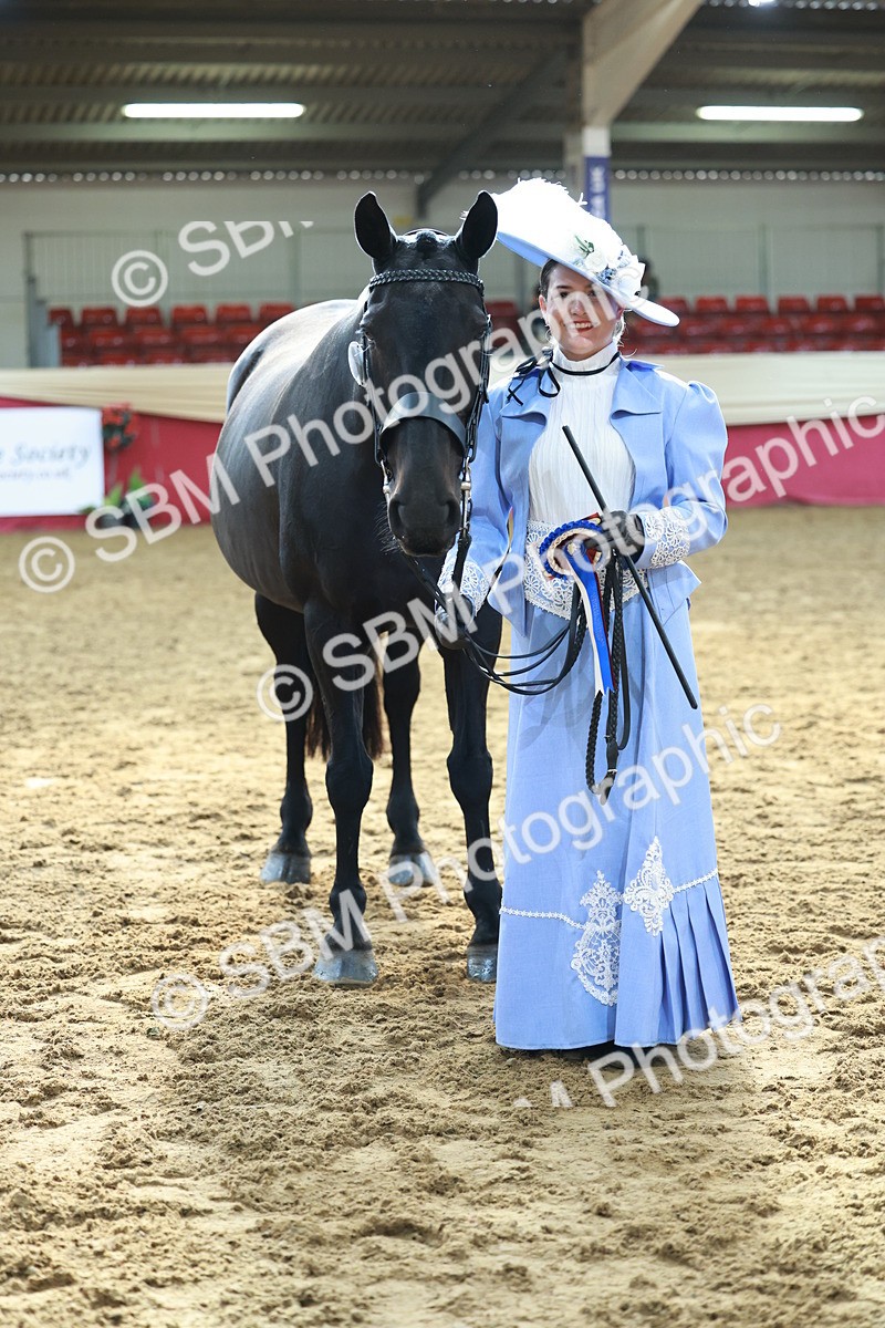 SBM_12142 - Class 103 - IH Costume