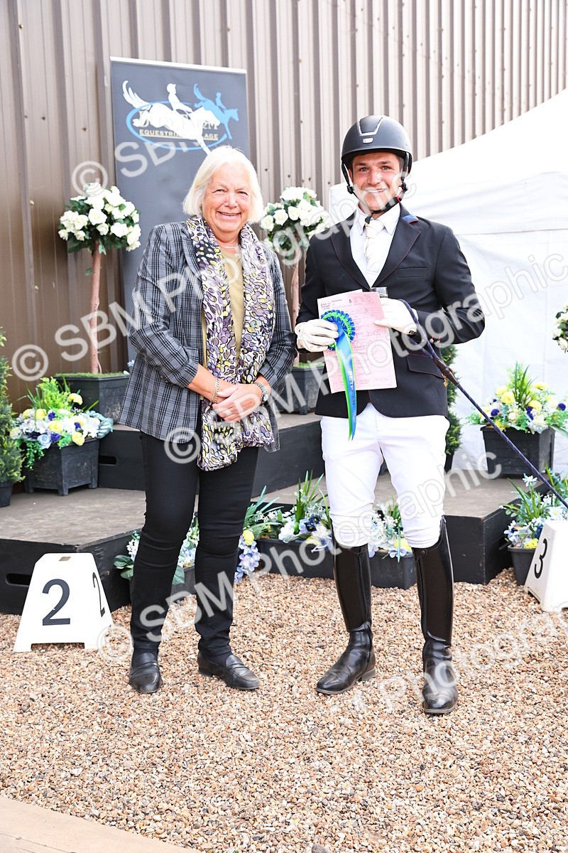 SBM_003994 - Presentations - cart