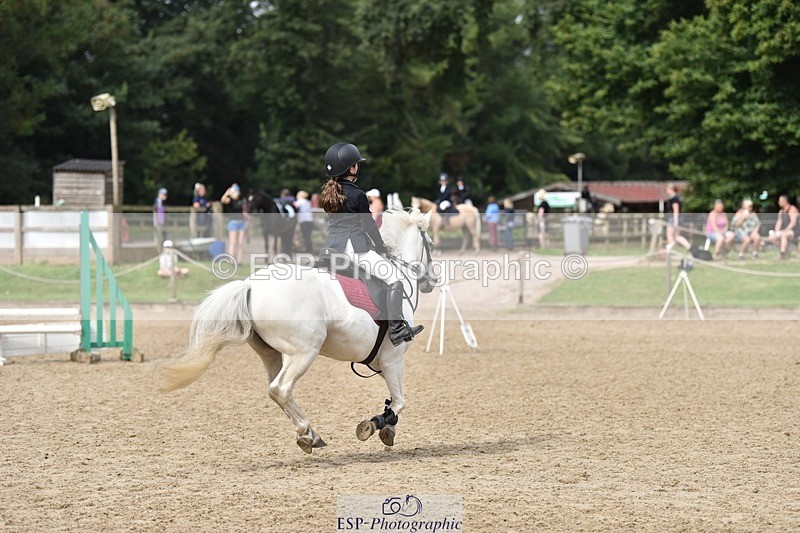 240802-100502-00703 - 70cm Round 1