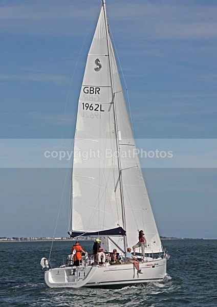 090814 FAIRVIEW CREME DE LA CREME IMG_8180 - FAIRVIEW SAILING