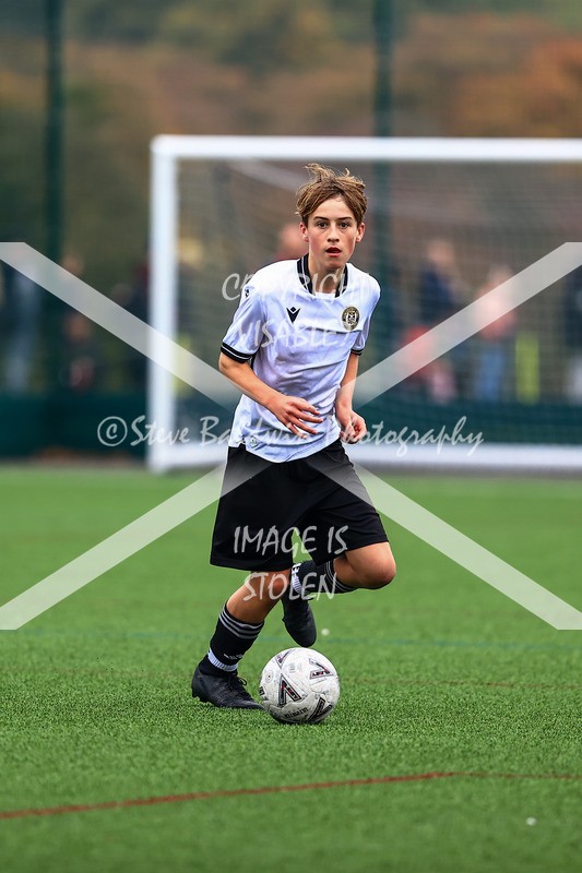 1DX30843 - 2025-10-12 FC Abbey Meads U15 Blue V Hungerford Town Juniors U15 Black