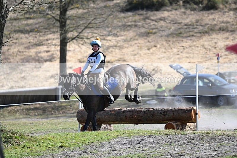 WJ6_3830 - Time 12:36 to 12:55