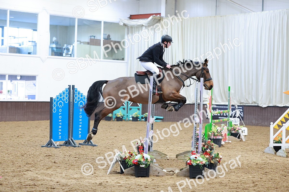 SBM_003819 - Class 11 - Senior Newcomers/ 1.10m Open