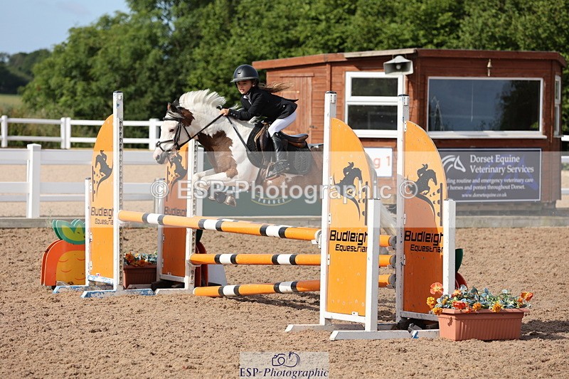 240629A-090056-02812 - Cls 16 British Novice and 80cm Open