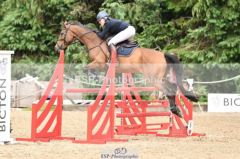 250706A-140300-19854 - Cls 49 Snr 1.10m Grand Prix