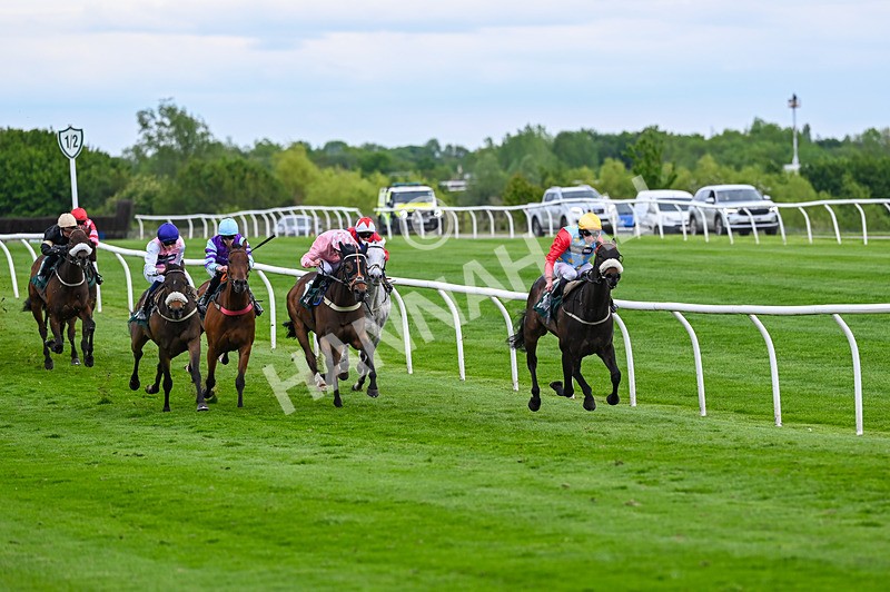 210526-Race 6-Filey Beach-4846 - Race 6 16.50pm Bet At racingtv.com Handicap