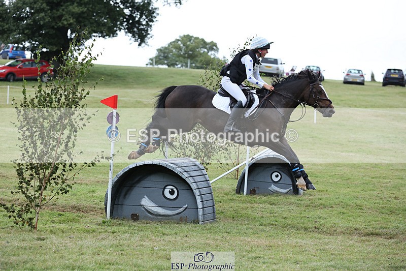 240825X-174507-38419 - 80cm XC 17.30 to End