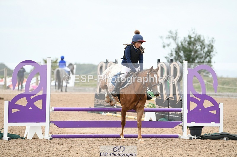 250807-102708-00146 - 70cm Round 1