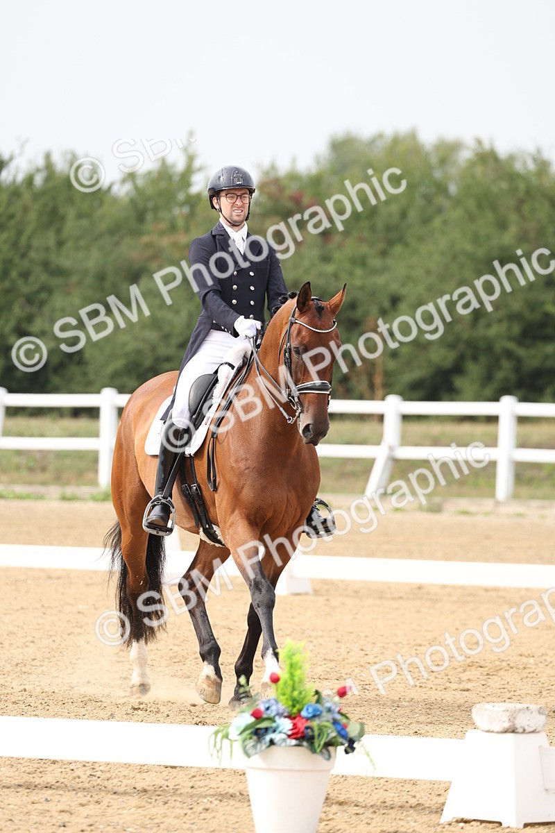 SBM_008272 - Class 10 - FEI INT I - 16.10-16.50