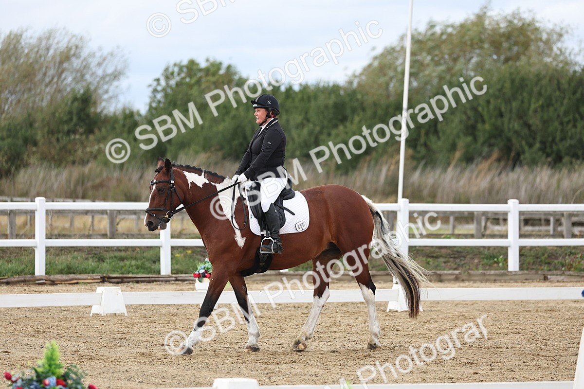 SBM_003858 - Class 8 - Novice 3 Champs