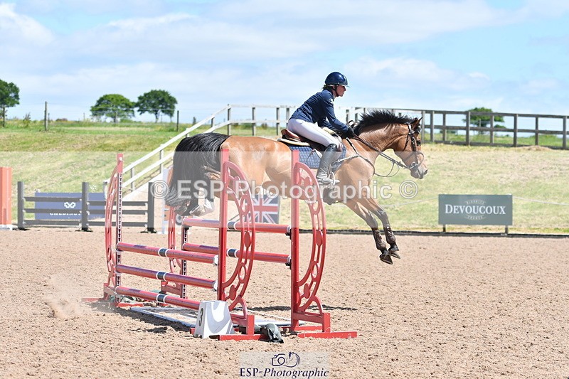 240609A-124633-05342 - Cls 18 Snr Newcomers and 1.10m Open