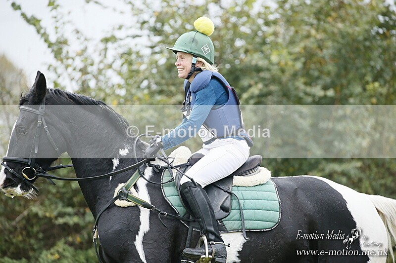 WWHT 181020 WWHT 181020 1546 - WWEC Intermediate Pairs (0.90m) 18/10/20