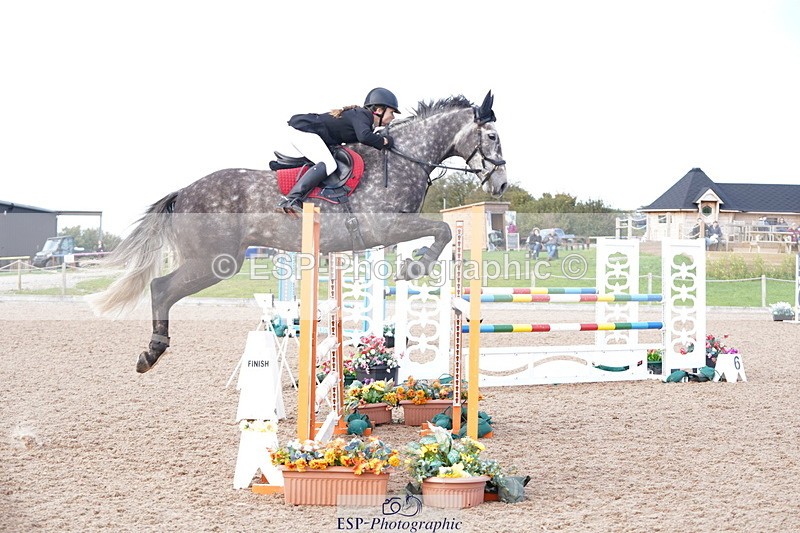 241005A-155942-05132 - SAT Cls 12 Snr Fox & 1.20m Open