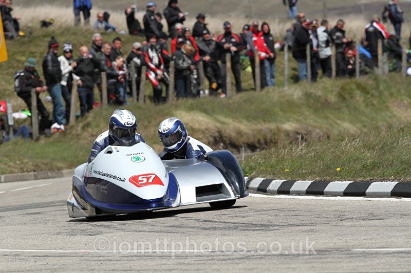 Kevin Thornton/ Wayne Kemp - Sure Sidecar Race 1