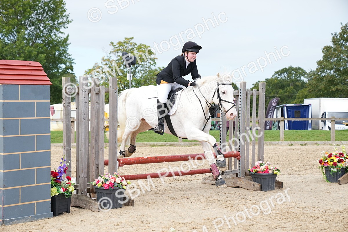 SBM_03337 - J55 - Clear Round 60cm