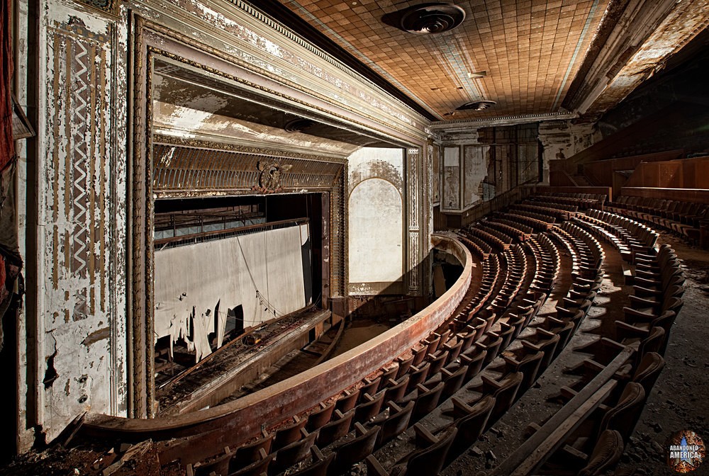 Victory Theatre (Holyoke, MA) | Abandoned America