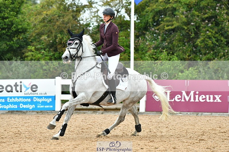 230730A-100746-08457 - Cls 31 British Novice & 90cm Open