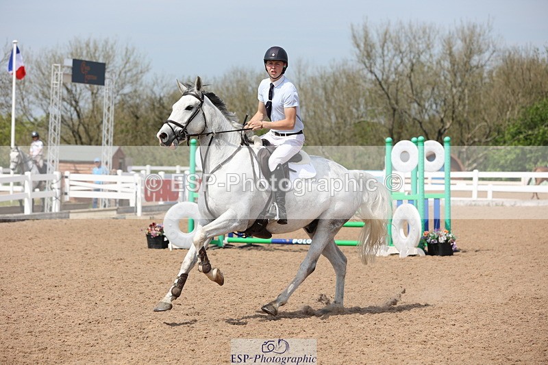 240510A-142229-07609 - Cls 17 1.05m National Am Quali