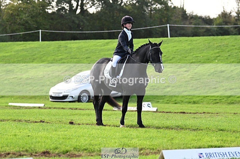 241025-142159-10012 - 452-Eleanor.Blewitt-CARRY.ON.PRINCESS