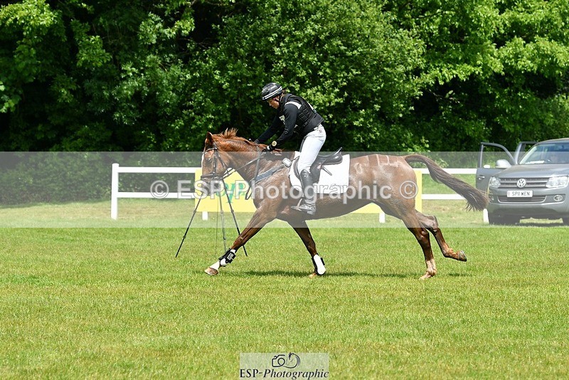 230528-131741-17185 - 409-HENTON_FIRST_LADY-Bundy_Philpott-XC