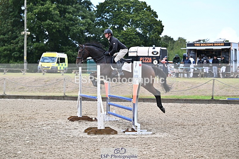 250831A-124346-10405 - Cls 42 Snr 1m Grand Prix