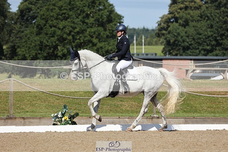 240719-103246-00729 - 198-Louisa_Jenkins-Rosnastraw_Silver_Lady