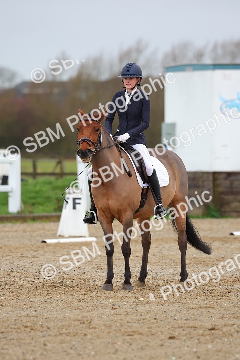SBM_003084 - Class 6 - Novice 4