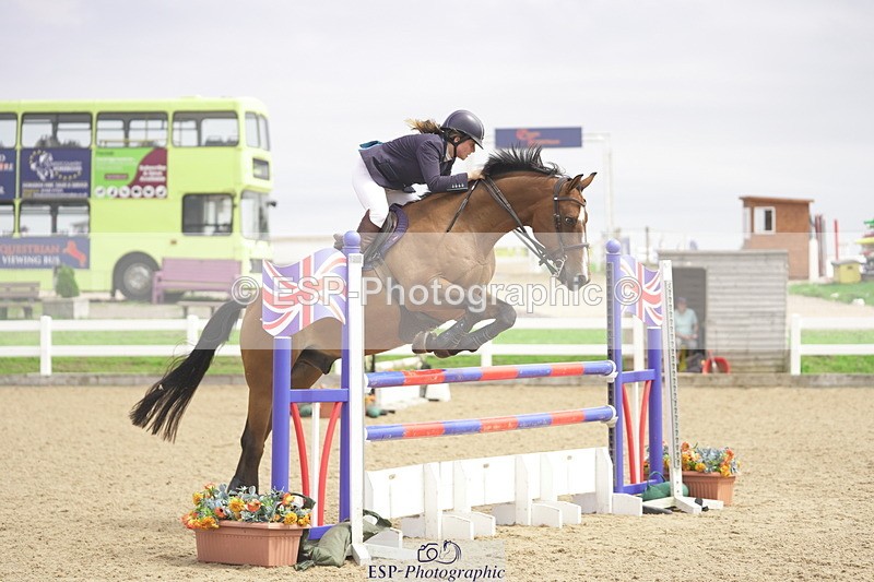 230810A-135948-02578 - Cls 4 1.05m Amateur Quali