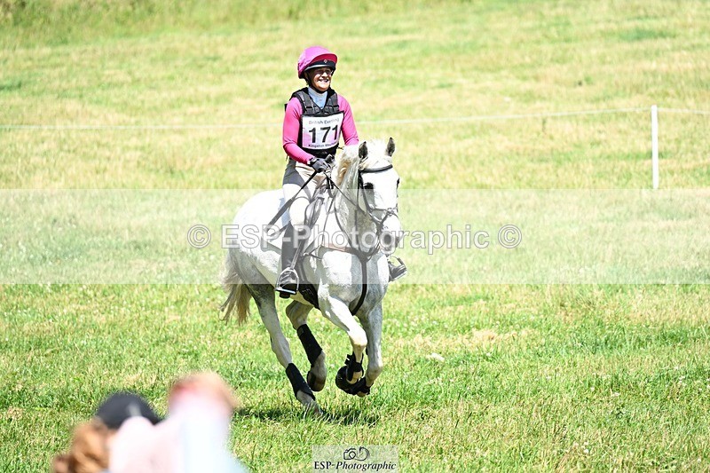 240629X-141833-4120 - 171-Demelza_Barnes-GRAGEELAGH_BLUEBELL