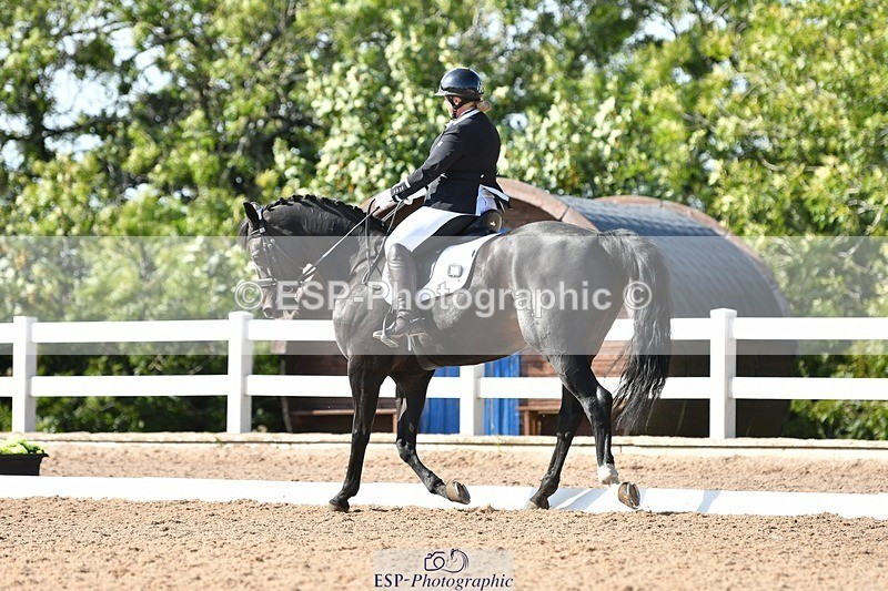 250906-155713-04510 - 057-Joanna.JohnsRockoko