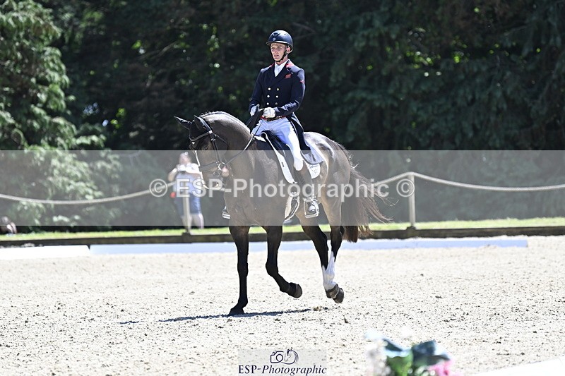 250522A-135829-04215 - D-404-Tom.Jackson-PLOT.TWIST.B