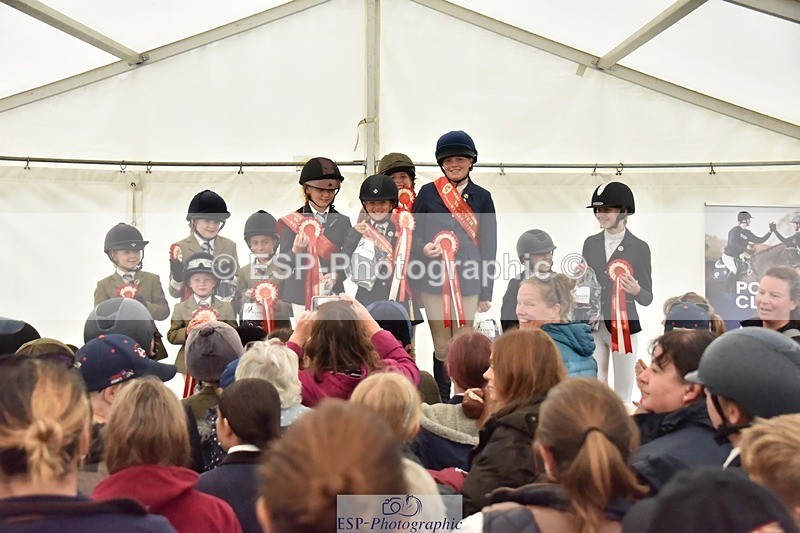 230825-170858-12976 - Friday 60cm and 70cm presentations