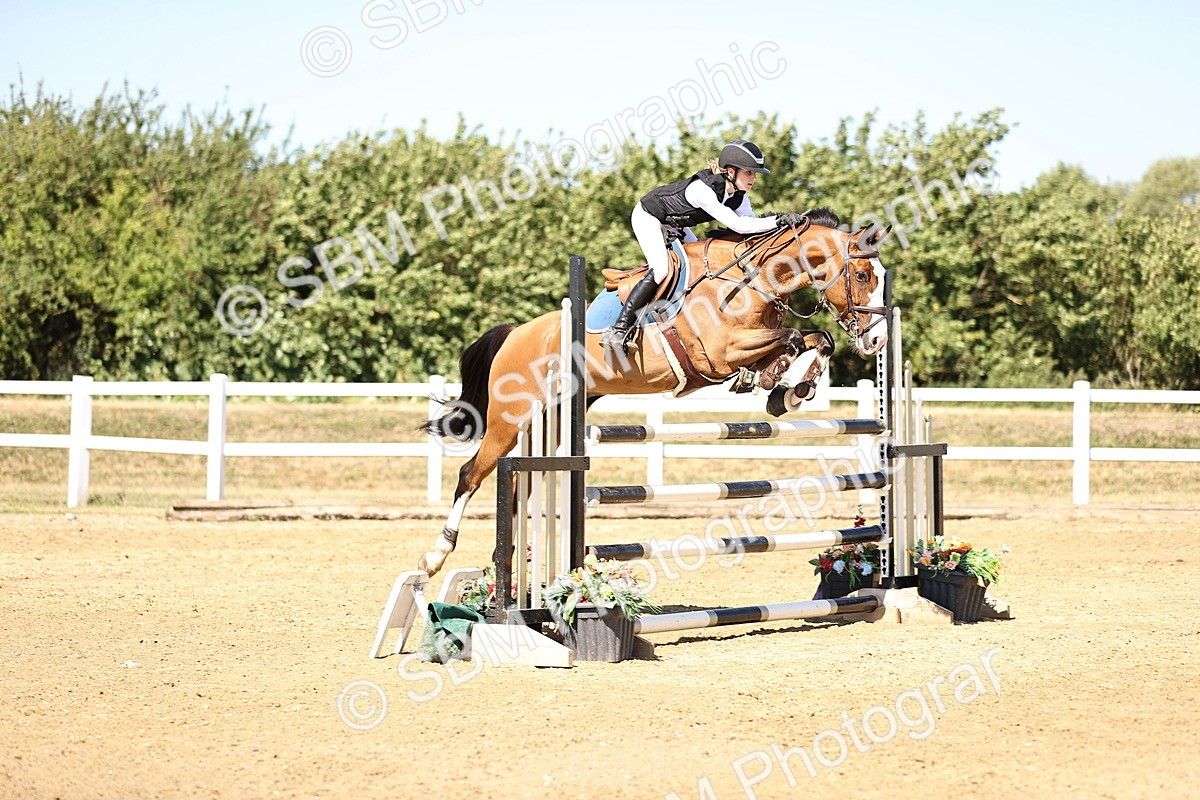 SBM_015226 - Class 16 - Senior foxhunter - 1.20m Open