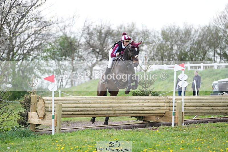 250419-173740-14332 - 869-Lizette.Jackman-MURPHYS.GAUNTLET