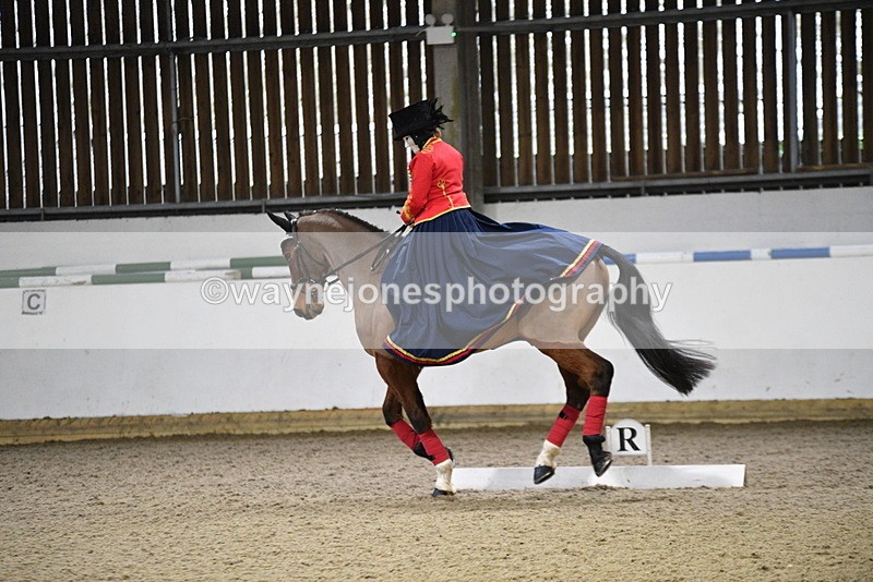 WJ5_9414 - Time 13:04 to 13:41 Fancy Dress DTM