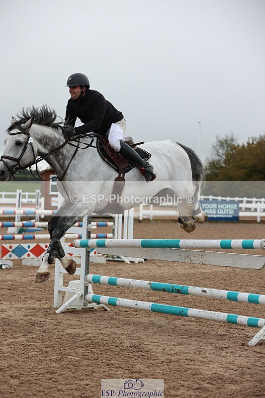 231112A-142904-04835 - Cls 21 Foxhunter & 1.20m Open