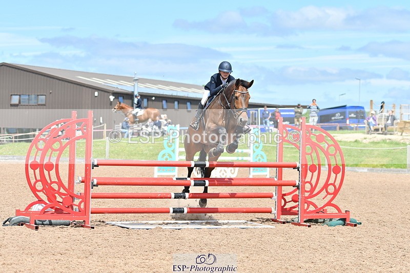 240609A-114428-04720 - Cls 17 Snr 1.05m Open