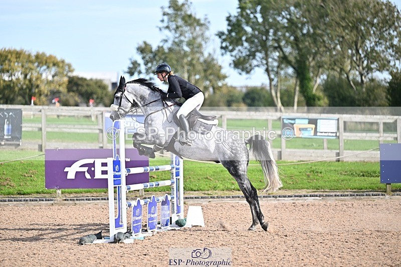 251001-144825-00500 - Cls 6 Foxhunter and 1.20m Open
