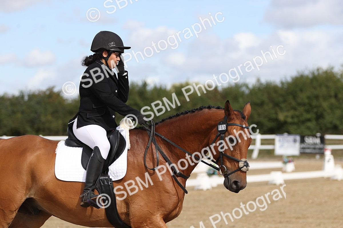 SBM_001374 - Class 2 - Intro 4 Champs - 10.56-11.44