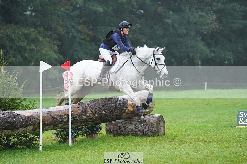 231021-105836-13938 - 651-RATHNAGREW.GREY.TEX-Nicola.Horsley-gubbins-SC+XC